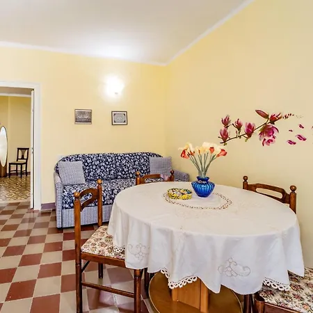 Apartment Rosa Lentorada *